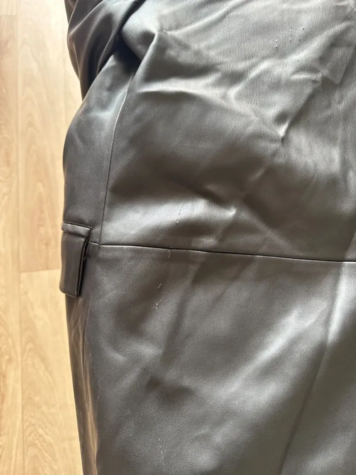 Blazer en simili cuir Bershka - photo numéro 10