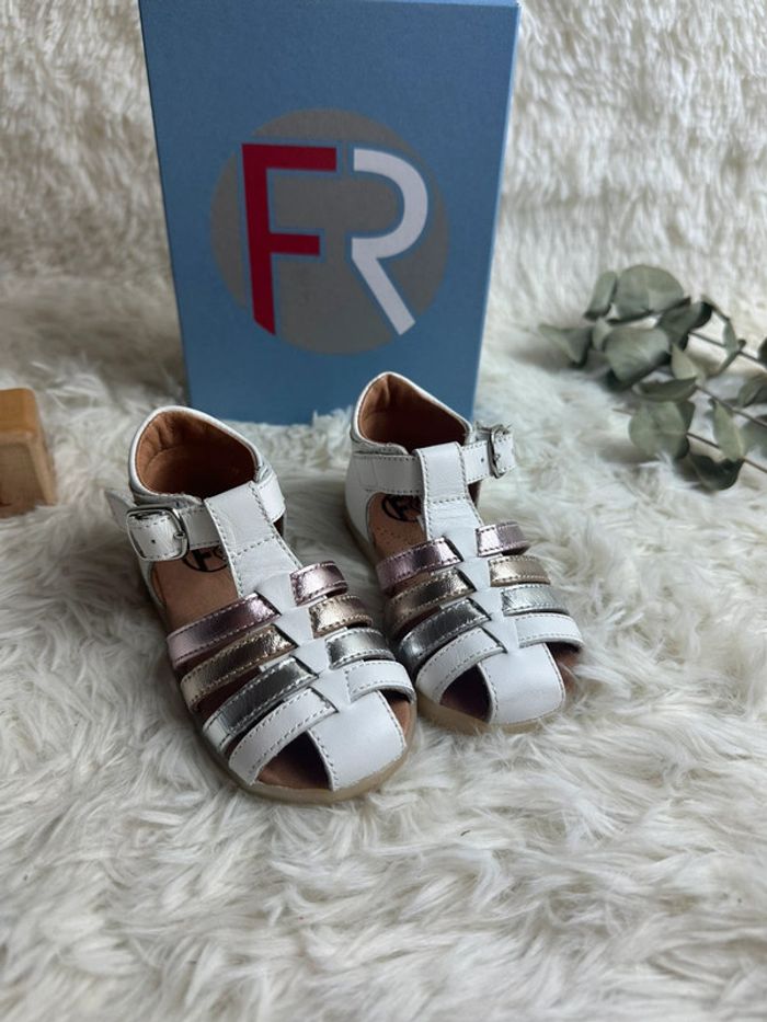 Paire de sandales Franco Romagnoli argenté taille 21 - photo numéro 2