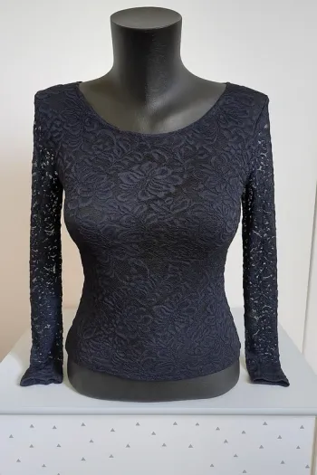 Magnifique haut manche longue en dentelle - Amisu - Taille 38/40