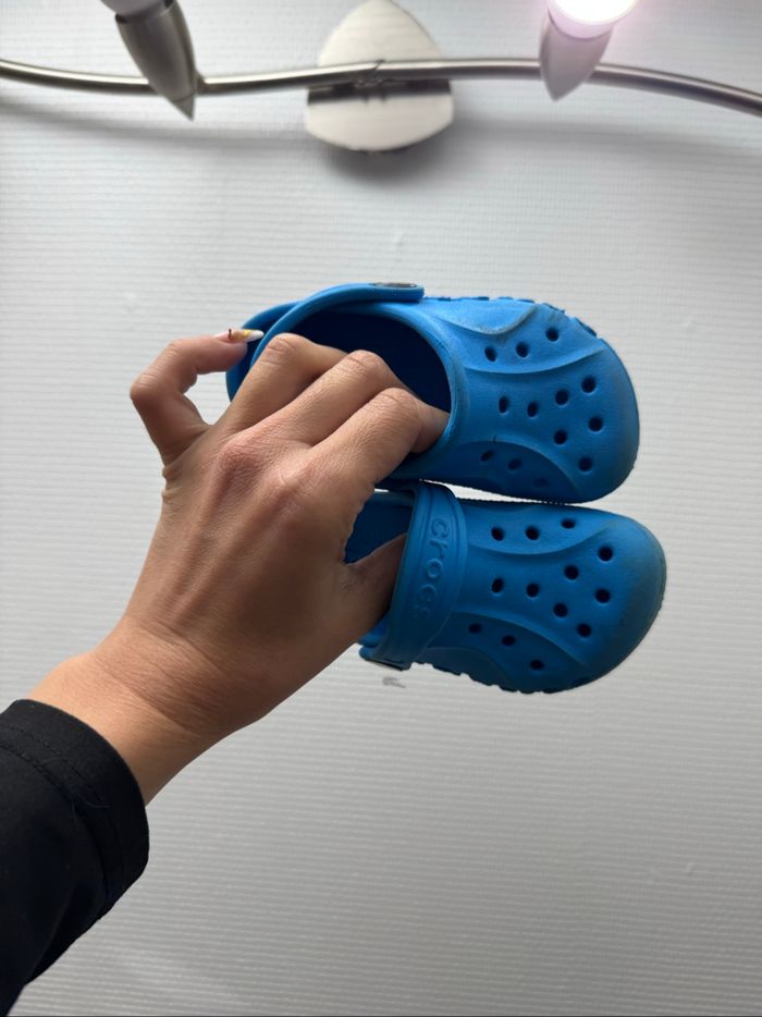 Crocs bleu