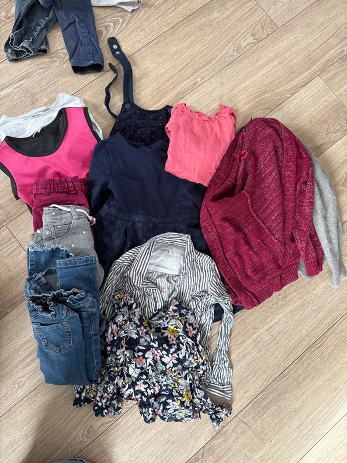 Lot de vêtement fille 3/4 ans