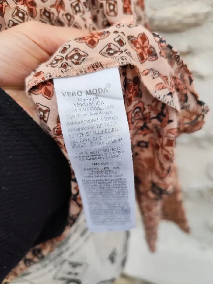 Magnifique blouse femme Véro Moda taille S - photo numéro 4