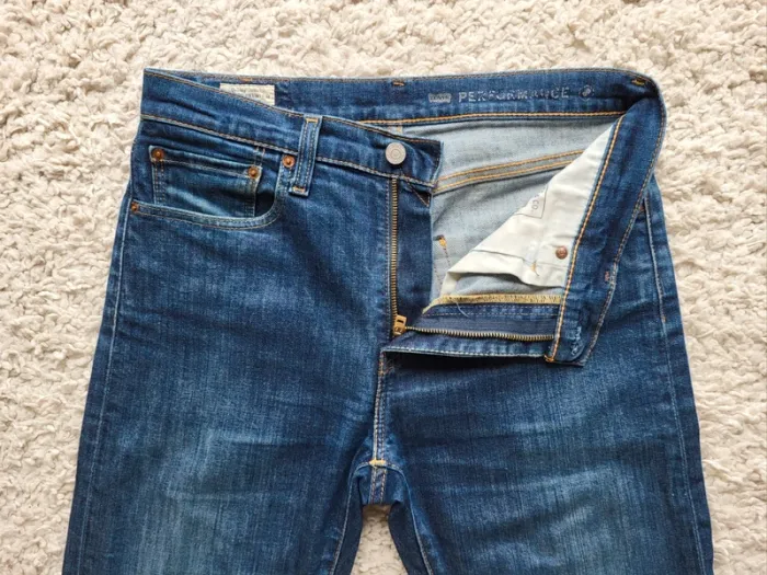 Jean Levi's 512 bleu Taille W32 L34 Taille petit 42 - photo numéro 4