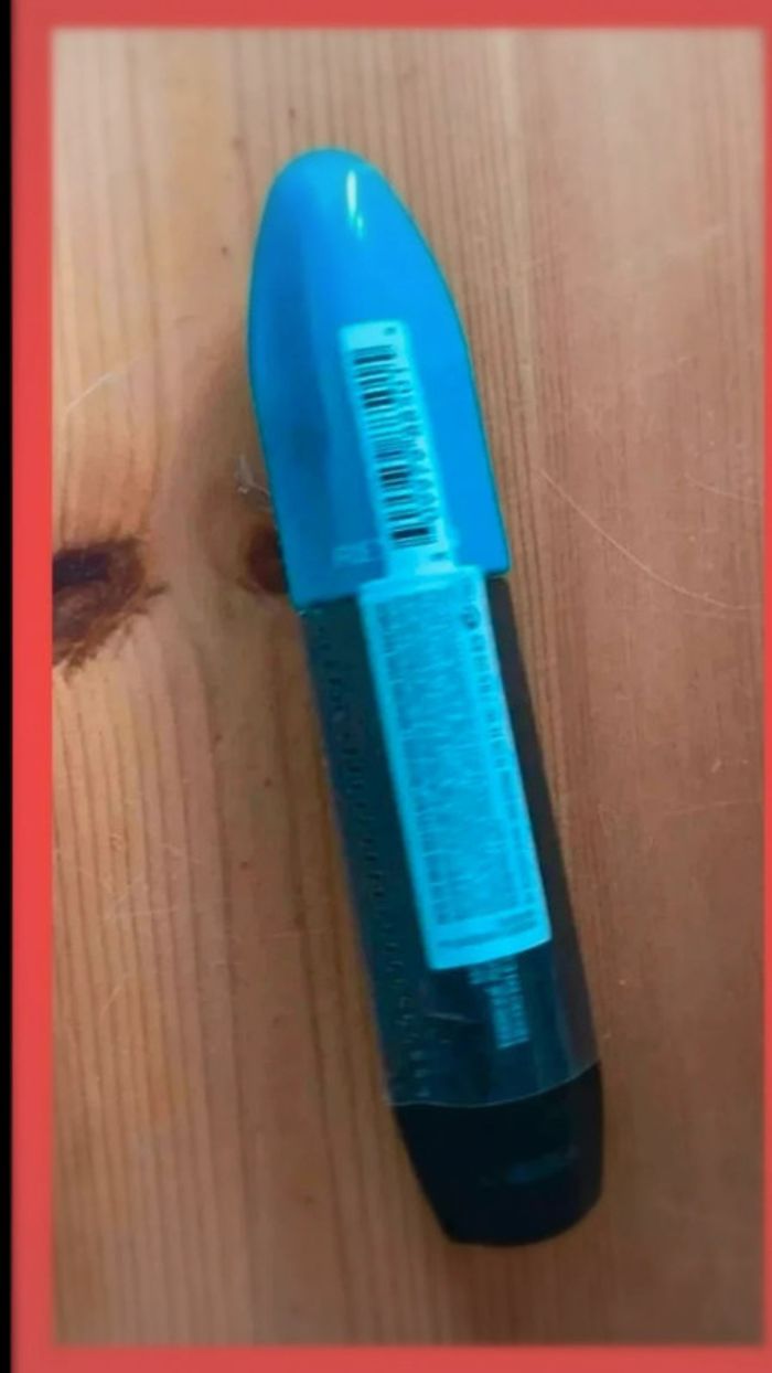 Petits prix :) Revlon mascara - photo numéro 2