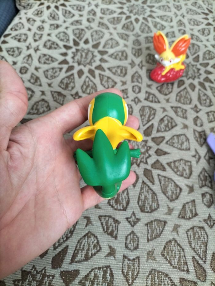 Lot de figurines Pokémon - photo numéro 17