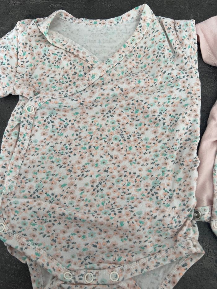 Lot de 3 bodies manches courtes - photo numéro 3