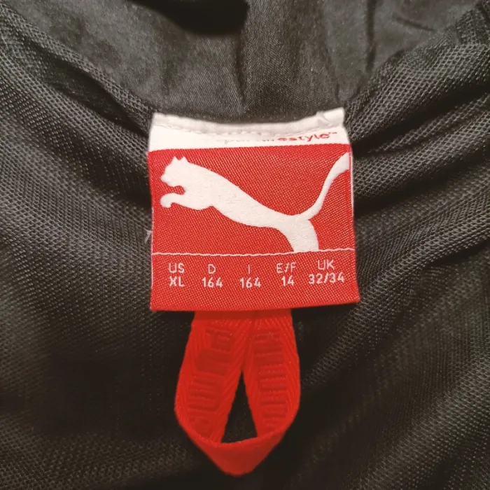 Veste de sport Puma noire à logo répété - Taille XL - A197 - photo numéro 9