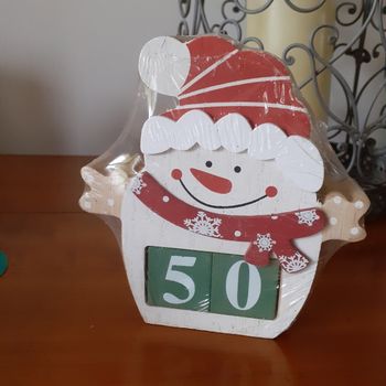 Calendrier Bonhomme de neige en bois massif