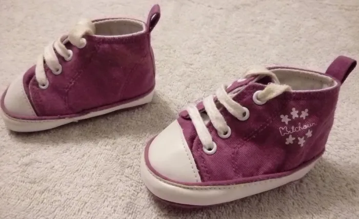 Chaussures 6/12 mois (réf perso 16)(familleac72) - photo numéro 2