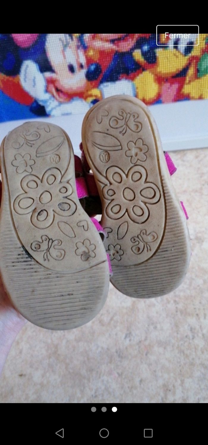 Sandale fille pointure 20 - photo numéro 3