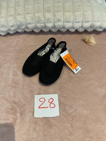 Chaussons taille 28