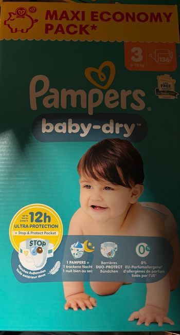 Couches Pampers taille 3