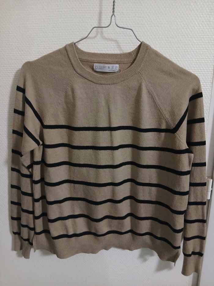 Pull femme taille 38/40 matiere polyster,viscose marque primark a rayures - photo numéro 7