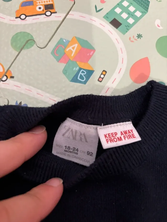 Pull Zara 18-24 mois - photo numéro 2