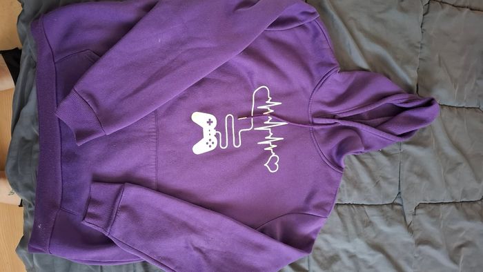 Pull violet