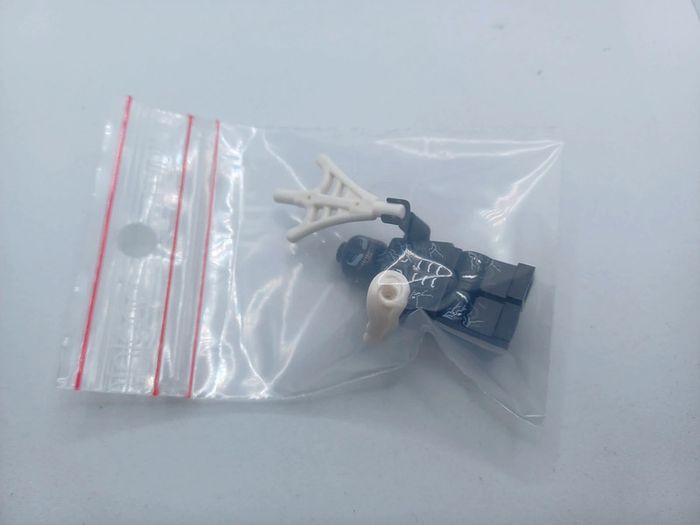 Venom-Compatible Lego - photo numéro 2