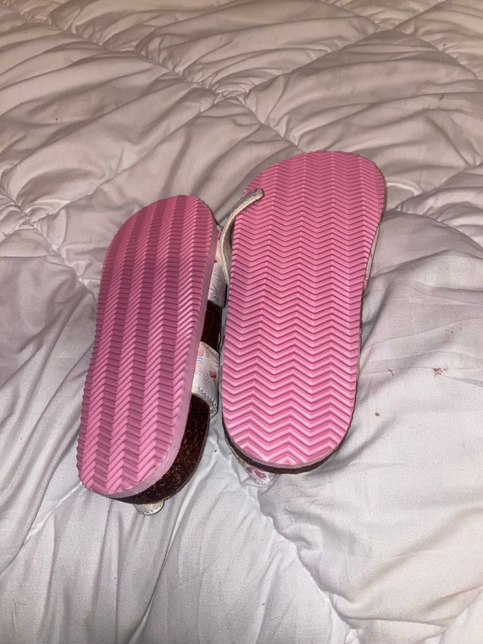 Chausssures - photo numéro 2