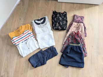 Gros lot de 13 vetements fille 4-5 ans