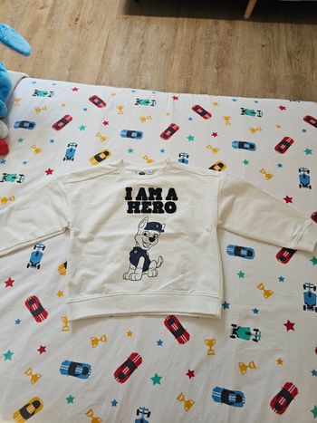 Sweat-shirt