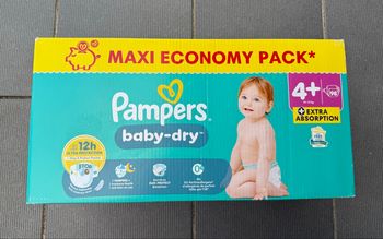 Couches Pampers BabyDry