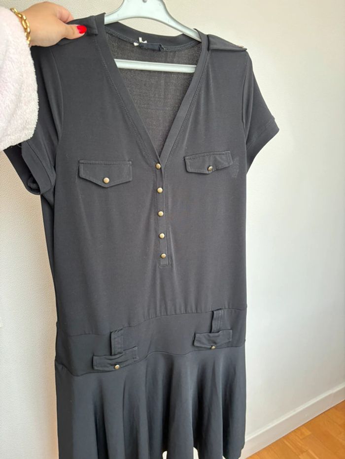 Robe noir Sinéquanone