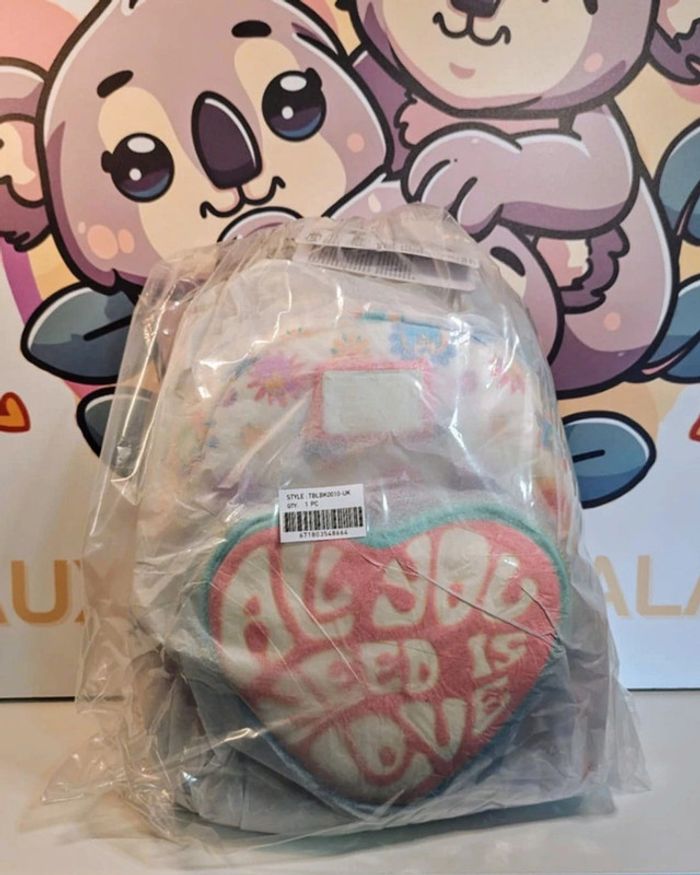 Beatles - All You Needs Is Love - Mini Sac à Dos LoungeFly - photo numéro 6