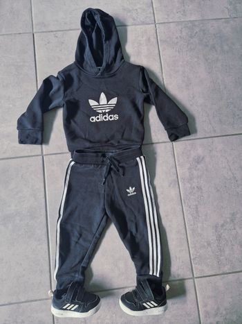 Ensemble survêtement sport + Basket