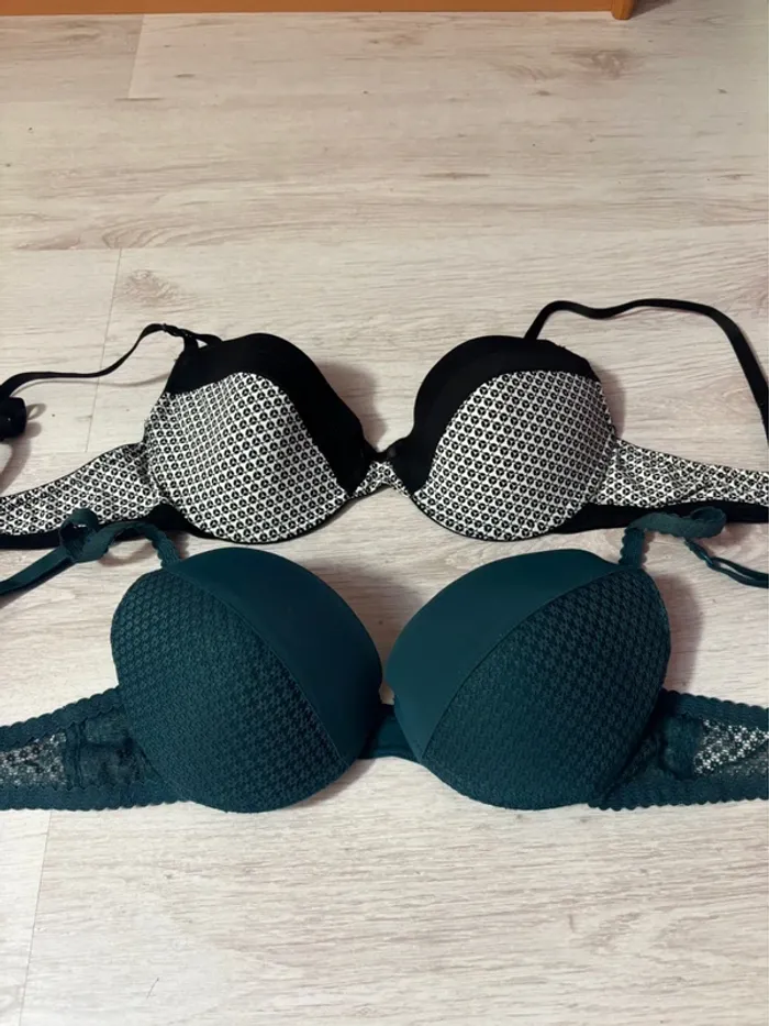 Lot 2 Soutiens-Gorge Tissaia / H&M  90 C