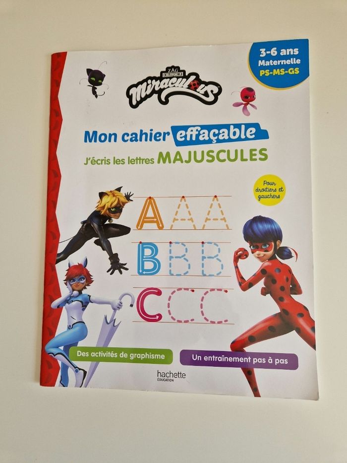 Lot de 5  cahiers Miraculous - photo numéro 2