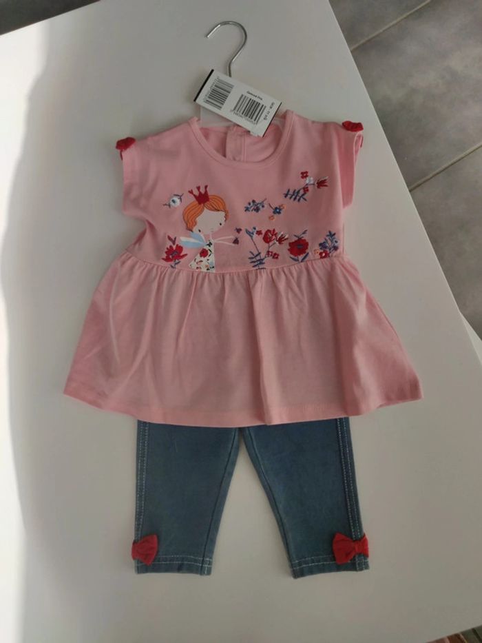 Ensemble leeging avec tunique 6 mois neuf