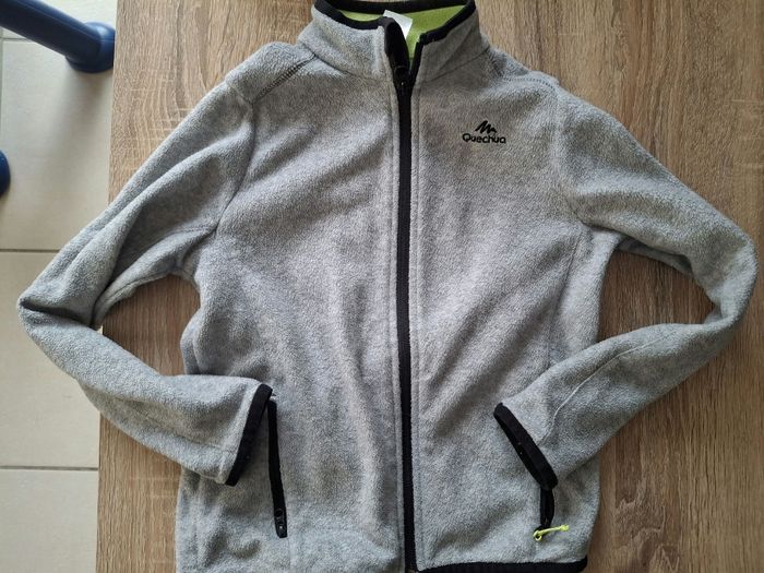 Polaire taille 8 ans