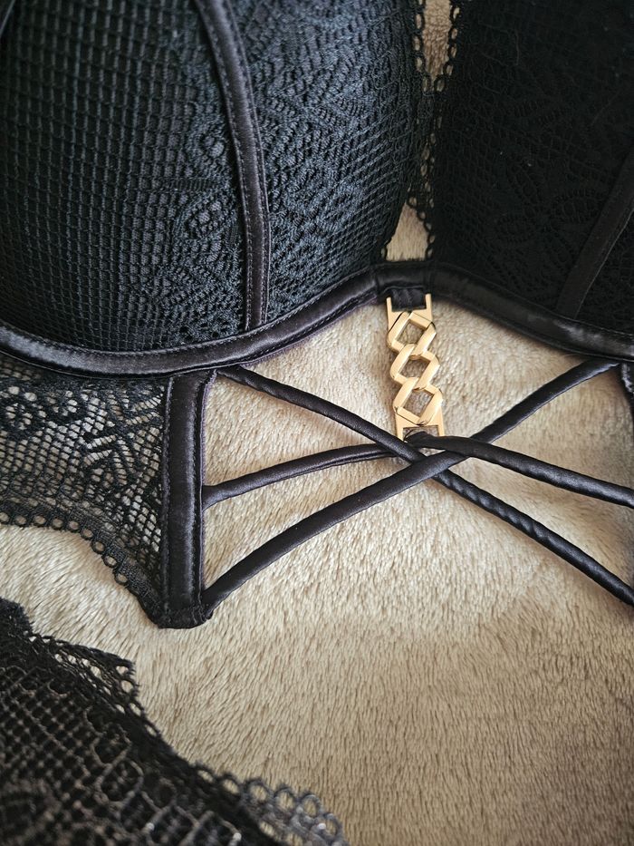 Lot 2 soutien-gorges push up Undiz 95D - photo numéro 4