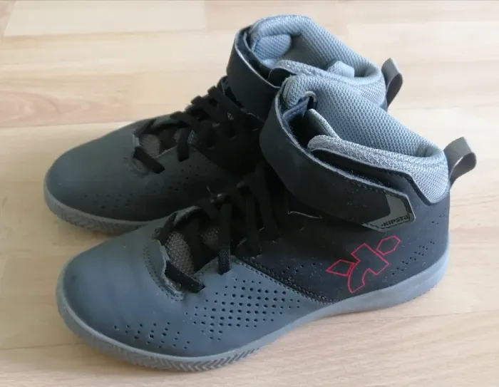 Baskets sport basketball pointure 34 - photo numéro 8