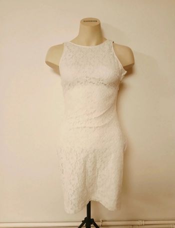 Robe blanche dentelle 🤍