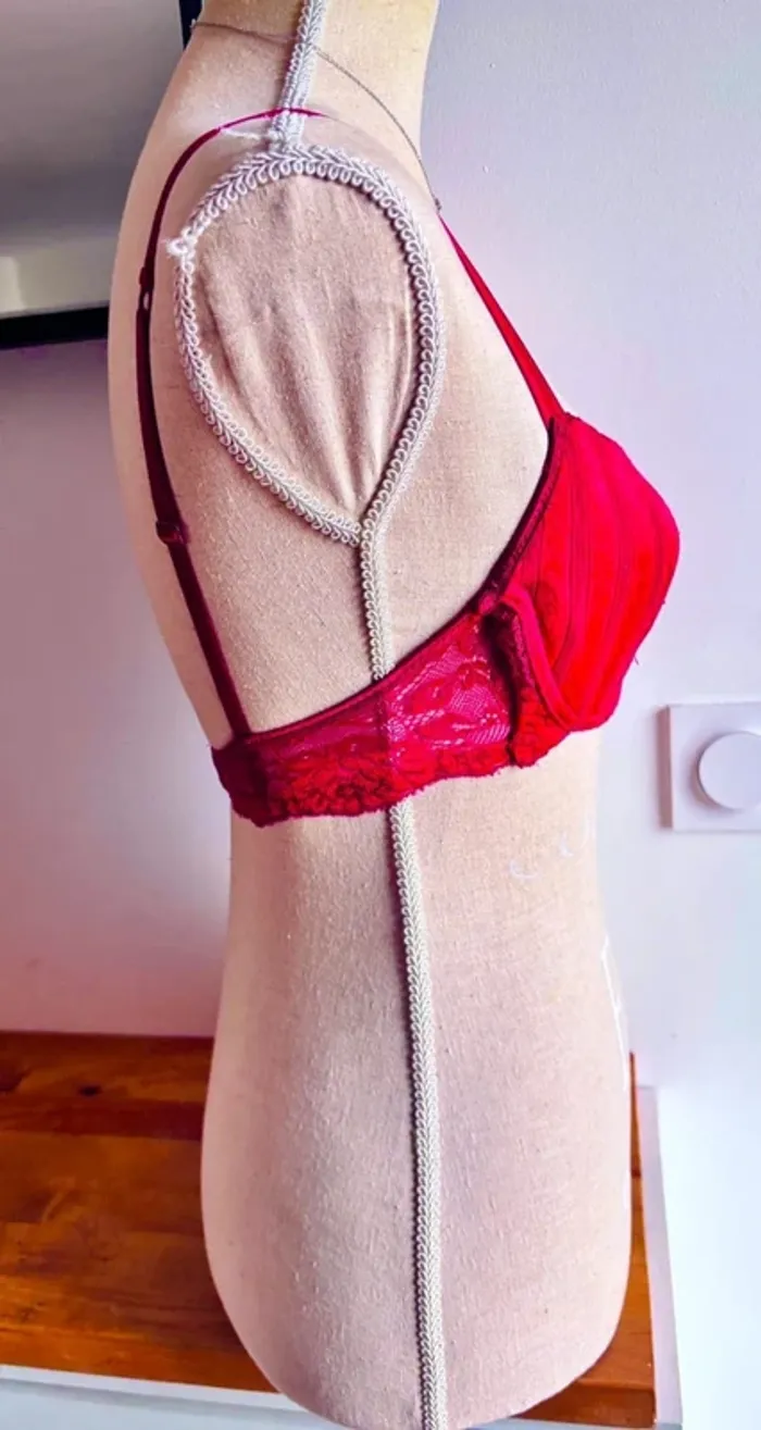 🎀 soutien gorge rouge 85 C #passionata - photo numéro 2