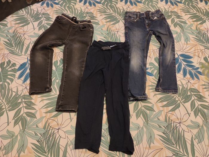 Lot pantalons garçon 6 ans - photo numéro 4