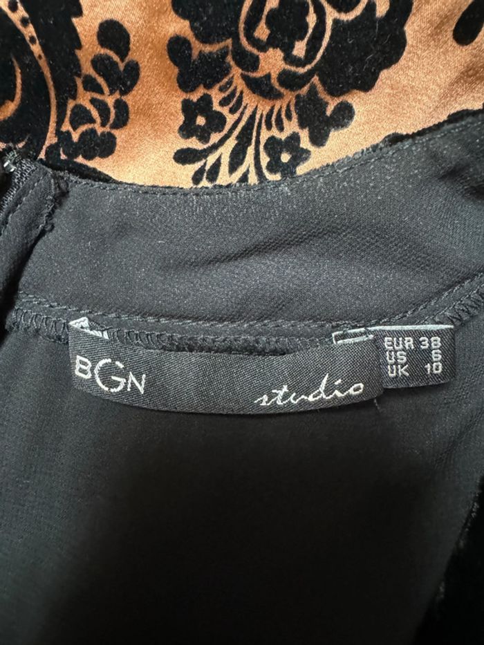 Robe BGN Taille 38 - photo numéro 3