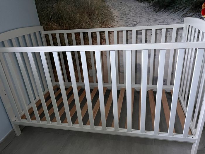 Lit à barreaux bébé 0-3 ans - photo numéro 2