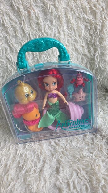 Mini poupée disney - valise Mini animator - princesse ariel - disneyland paris disney store Neuf