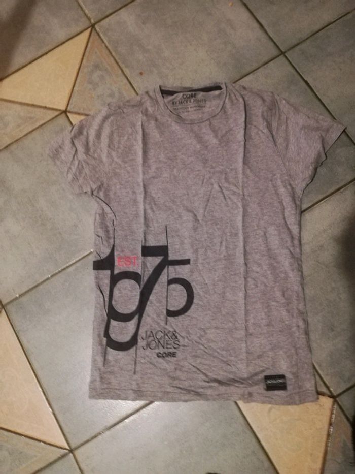 Tee shirt Jack and Jones taille M