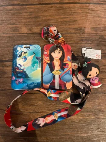 Lanière Mulan et porte clés