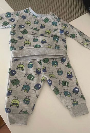 Ensemble survêtement