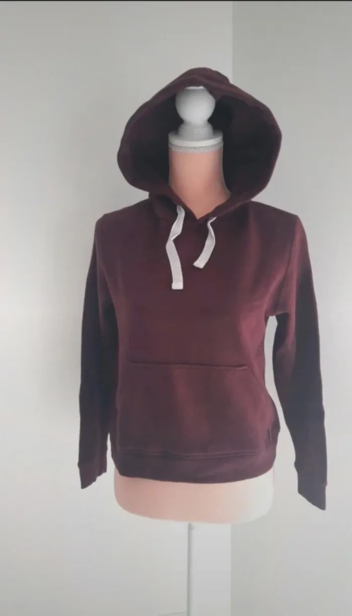 Sweat a capuche - photo numéro 2