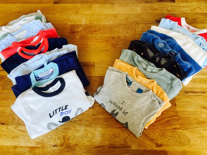 Lot de 15 pyjamas