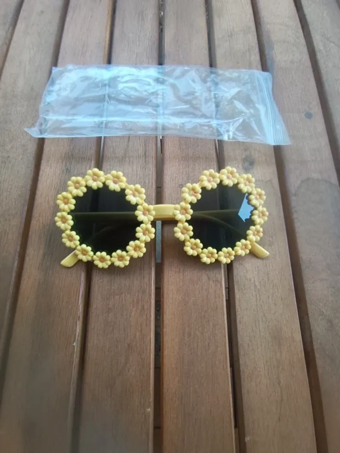 Lunettes fleurs jaune