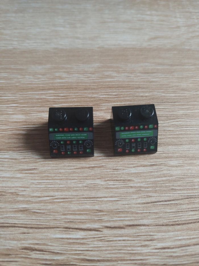 Lego lot 2 tuiles pente 2x2 réf 3039pb048 - photo numéro 3