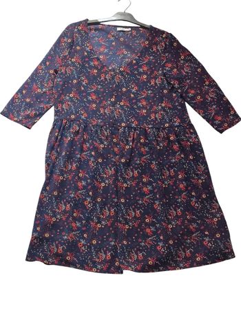 Robe oversize fleurie taille 42