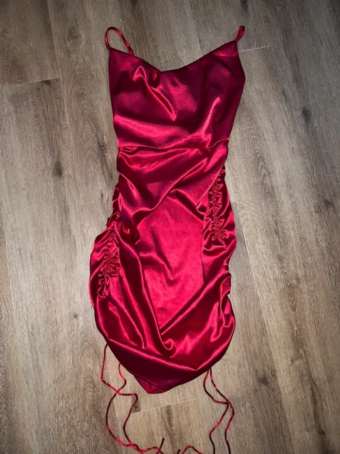 robe satin xs