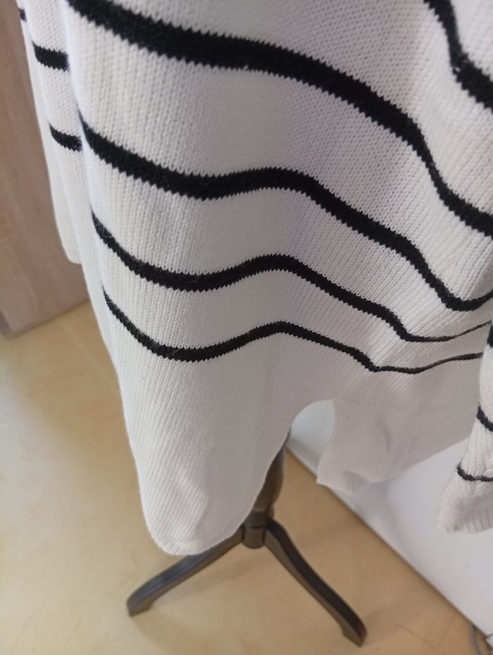 Jolie gilet indiqué M qui peut aller à un 50 59% coton et 41% rayon - photo numéro 8