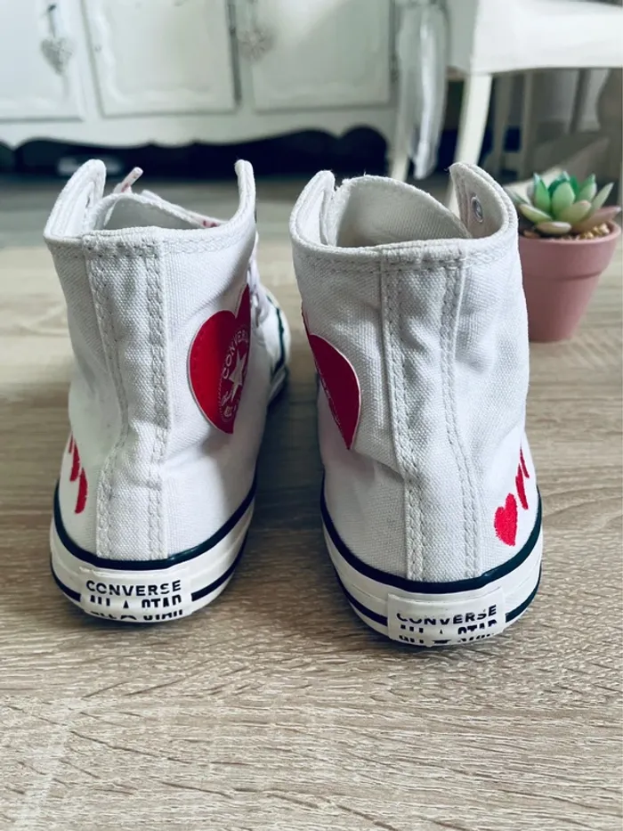 Converse édition limitée pointure 34 - photo numéro 3